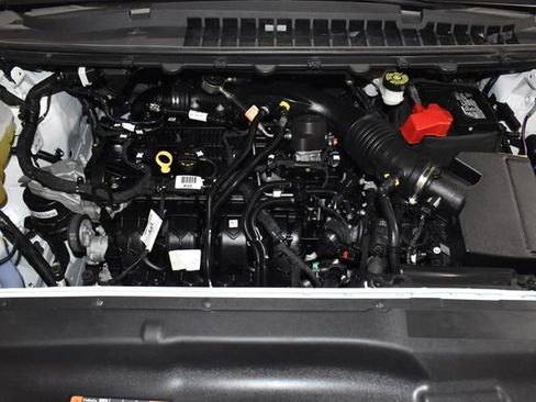 Used 2024 Ford Edge SEL image 10