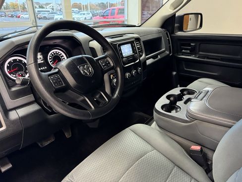 Used 2015 RAM 1500 Express image 12