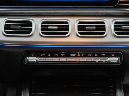 Certified 2024 Mercedes-Benz GLE 350 4MATIC image 17
