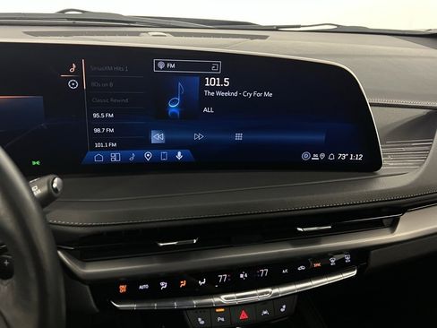 Used 2025 Cadillac XT4 Premium Luxury w/ Cold Weather Package image 23