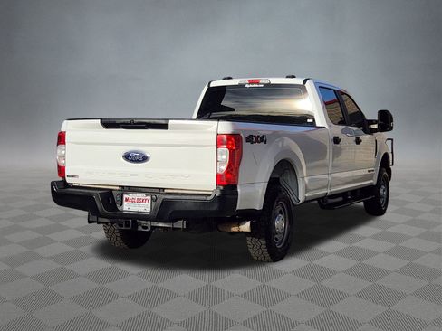 Used 2022 Ford F250 XL w/ Power Equipment Group image 5