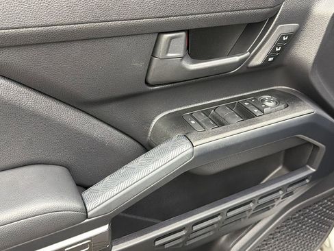 Used 2025 Toyota 4Runner TRD Sport Premium AWD/4WD image 32