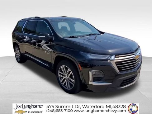 Certified 2023 Chevrolet Traverse High Country w/ LPO, Floor Liner Package AWD/4WD image 2