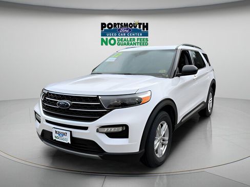 Certified 2022 Ford Explorer XLT w/ Equipment Group 202A AWD/4WD image 16