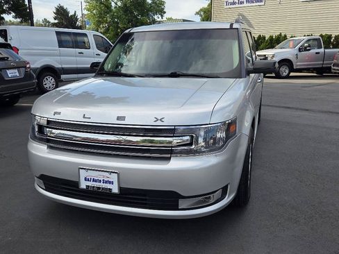 Used 2018 Ford Flex SEL AWD/4WD image 3