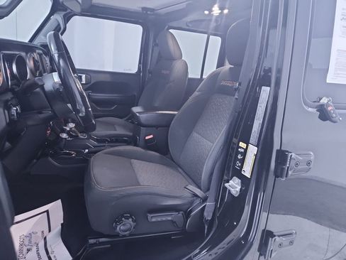 Used 2020 Jeep Gladiator Mojave w/ Trailer Tow Package AWD/4WD image 11