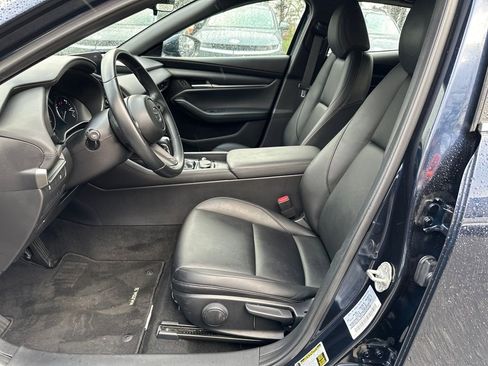 Used 2021 MAZDA MAZDA3 s image 12
