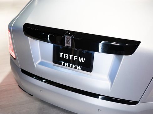 Used 2025 Rolls-Royce Phantom Sedan image 24