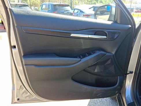 Used 2026 Kia Seltos LX FWD image 12