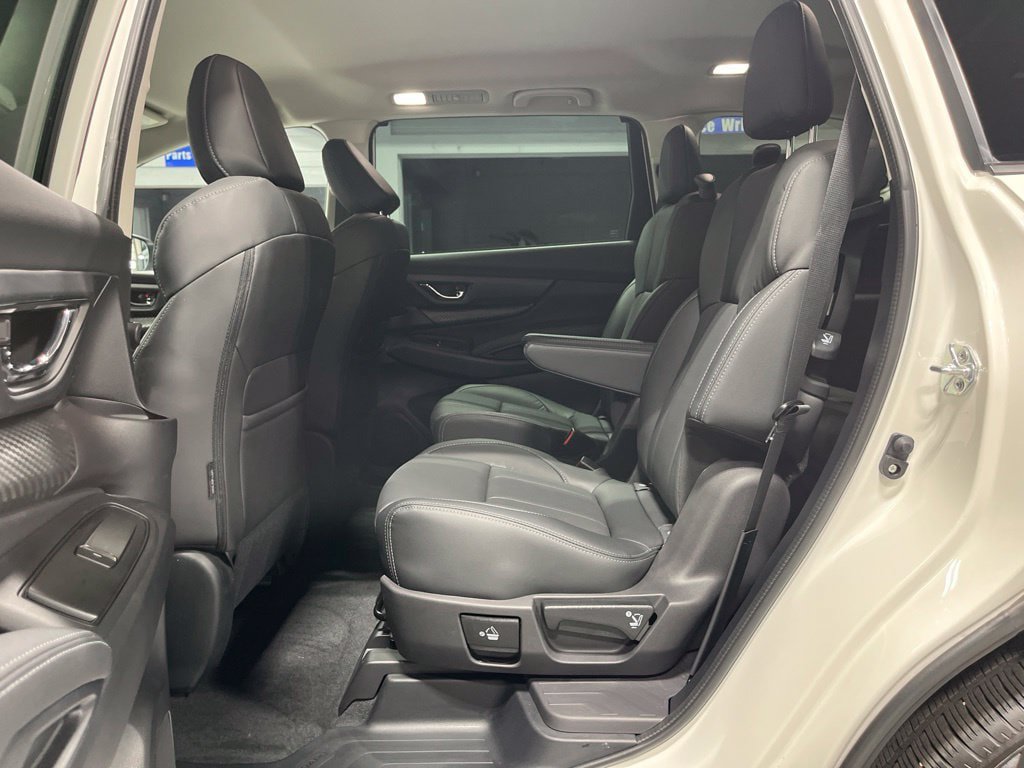 Used 2026 Subaru Ascent Premium AWD/4WD image 32
