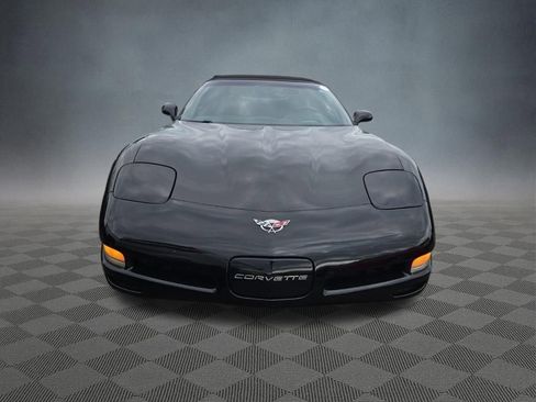 Used 2003 Chevrolet Corvette Convertible w/ Preferred Equipment Group1 RWD image 2