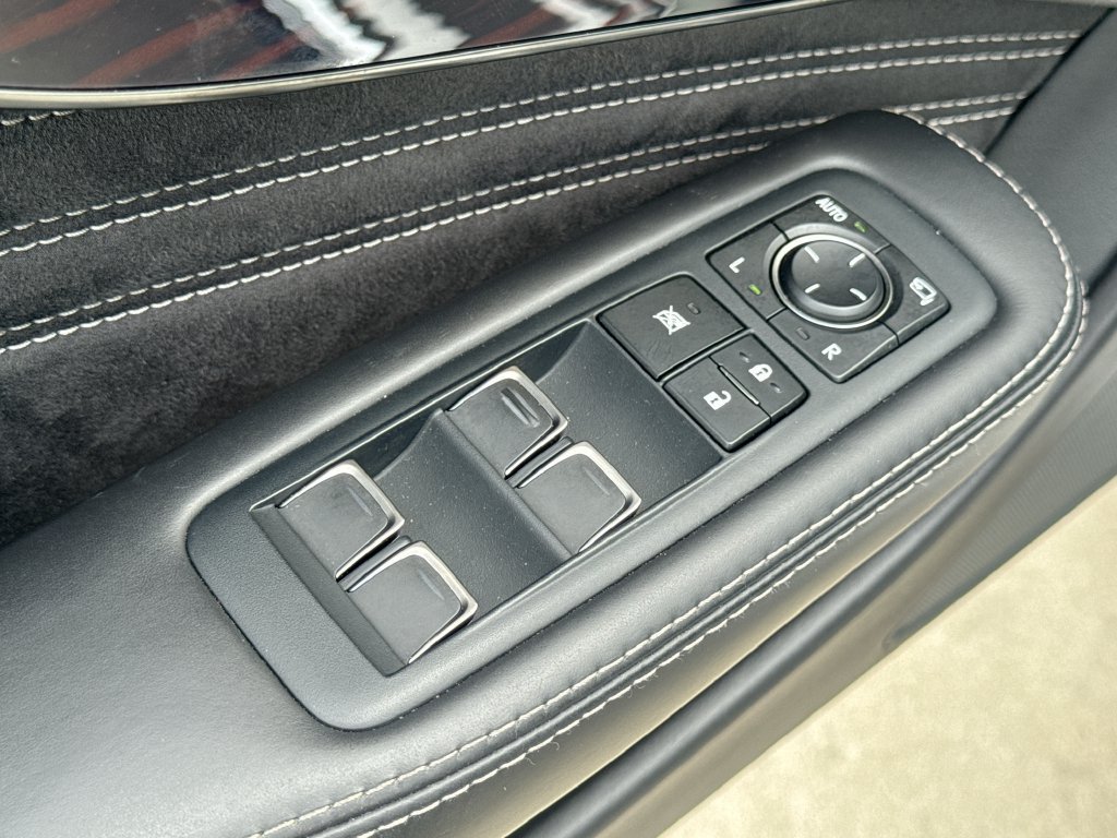 Used 2018 Lexus LS 500 w/ Interior Upgrade Package RWD image 14