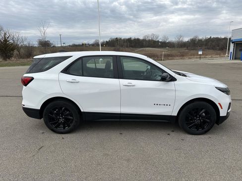 Used 2024 Chevrolet Equinox LS w/ Sport Edition image 9