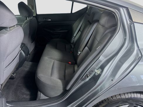 Used 2019 Nissan Altima 2.5 S FWD image 22