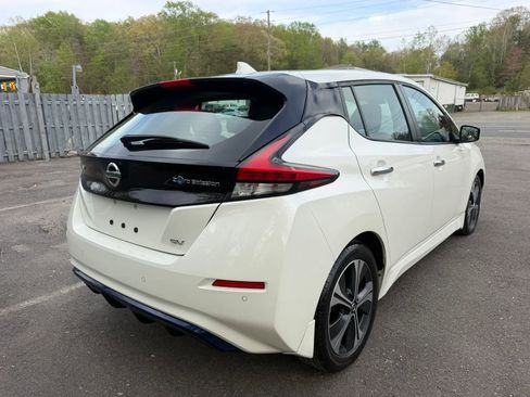 Used 2022 Nissan Leaf SV FWD image 7