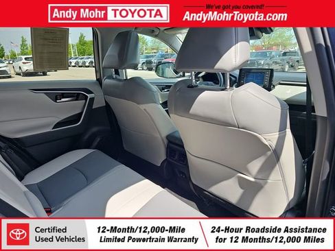 Certified 2021 Toyota RAV4 XLE Premium AWD/4WD image 34