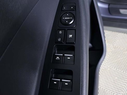 Used 2021 Hyundai Tucson Limited w/ Cargo Package image 35