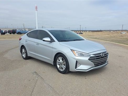 Used 2019 Hyundai Elantra SEL w/ Cargo Package image 4