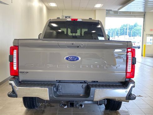 New 2026 Ford F250 Lariat w/ Chrome Package AWD/4WD image 6