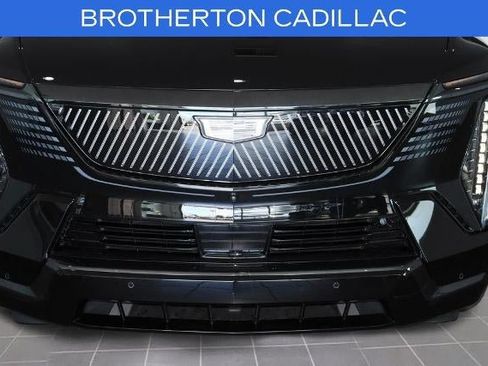 Certified 2025 Cadillac Escalade IQ Sport 2 AWD/4WD image 14