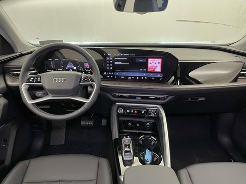 New 2025 Audi Q5 Premium Plus image 26