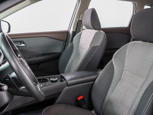 Used 2022 Nissan Rogue SV AWD/4WD image 23