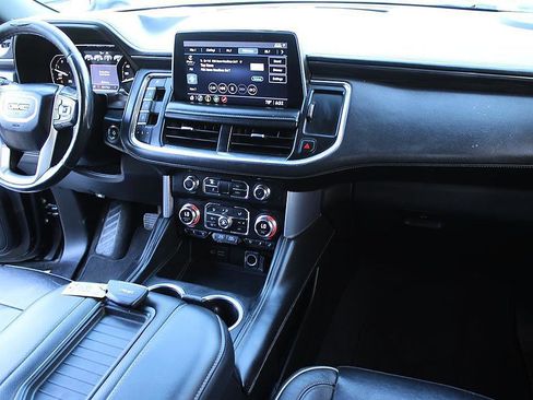 Used 2021 GMC Yukon SLT w/ SLT Luxury Plus Package RWD image 19