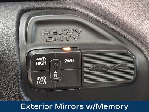 Used 2022 RAM 3500 Laramie AWD/4WD image 17