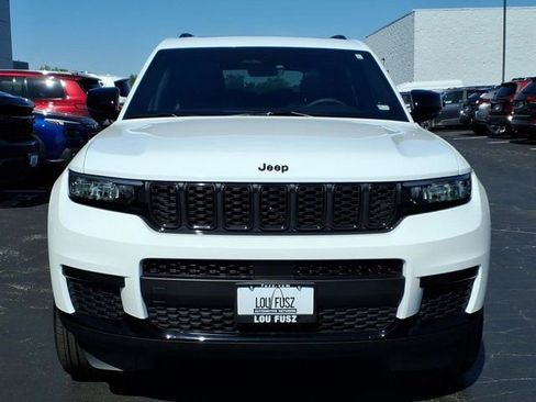 Used 2025 Jeep Grand Cherokee L Altitude AWD/4WD image 34