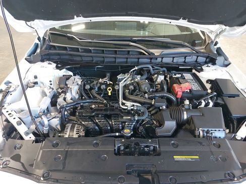 Certified 2025 Nissan Altima 2.5 SV FWD image 41