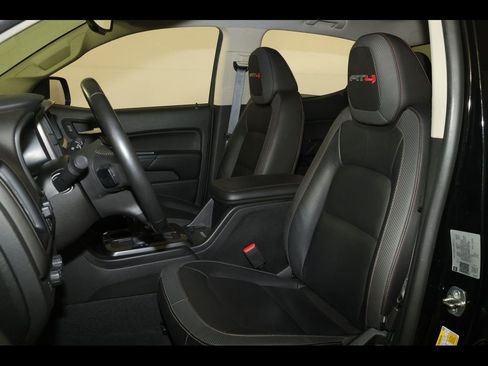 Used 2022 GMC Canyon AT4 image 24