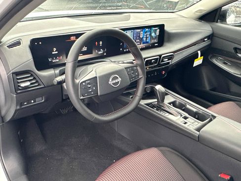 New 2026 Nissan Sentra SR w/ SR All Weather Package FWD image 31