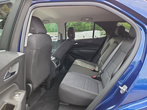 Used 2023 Chevrolet Equinox LT AWD/4WD image 10
