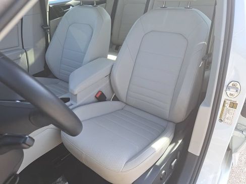 Certified 2023 Volkswagen Jetta SE FWD image 15
