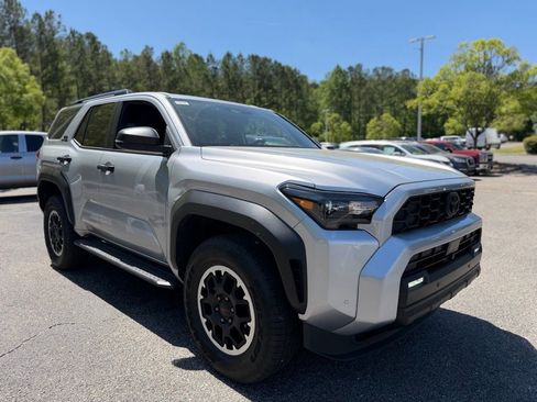 Used 2025 Toyota 4Runner TRD Off-Road image 4