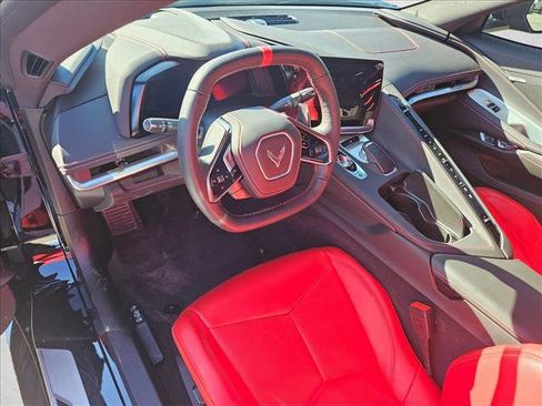 Used 2025 Chevrolet Corvette Stingray Coupe w/ 1LT image 13