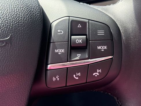 New 2025 Ford Maverick Lariat w/ 4K Tow Package image 32