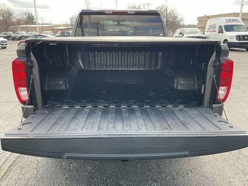 Used 2019 GMC Sierra 1500 SLE w/ SLE Value Package image 31