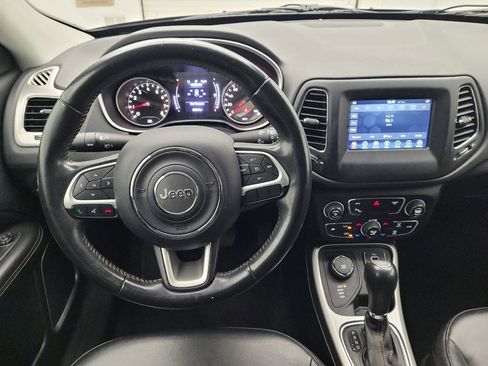 Used 2019 Jeep Compass Latitude w/ Safety & Security Group image 22