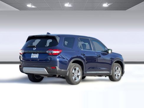 Certified 2023 Honda Pilot EX-L image 8