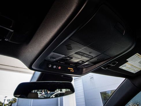 Used 2020 Cadillac XT4 Sport image 32