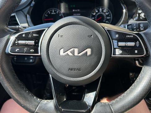 Used 2023 Kia Seltos SX w/ SX Sunroof Package AWD/4WD image 22