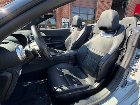 Used 2022 Mercedes-Benz SL 63 AMG 4MATIC image 19