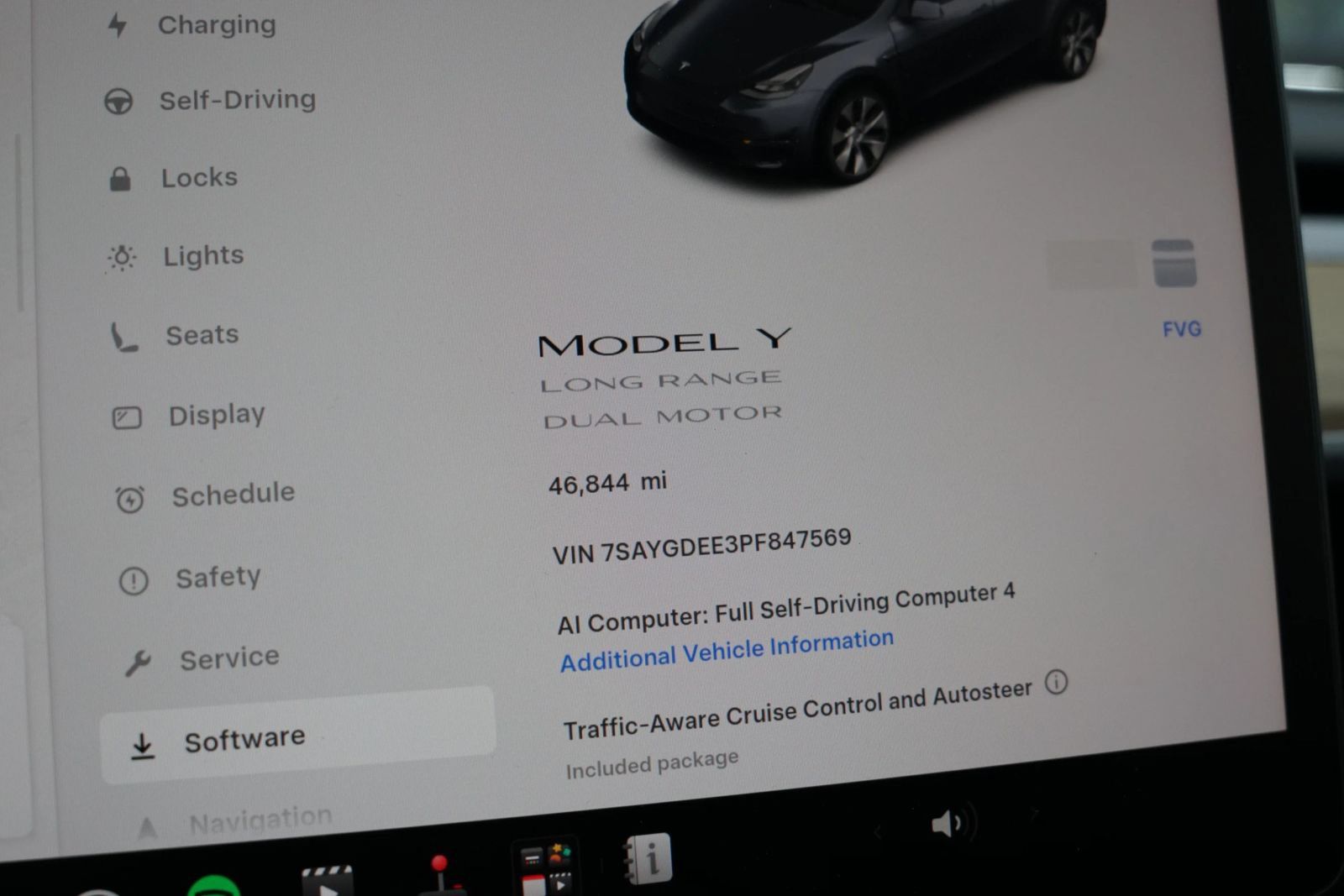 Used 2023 Tesla Model Y Long Range AWD/4WD image 25