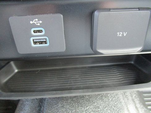 New 2025 Ford F250 XL w/ FX4 Off-Road Package image 38