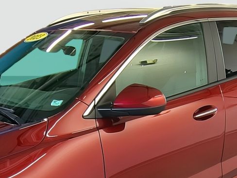 Used 2023 Buick Encore GX Select w/ Sport Touring Package image 8