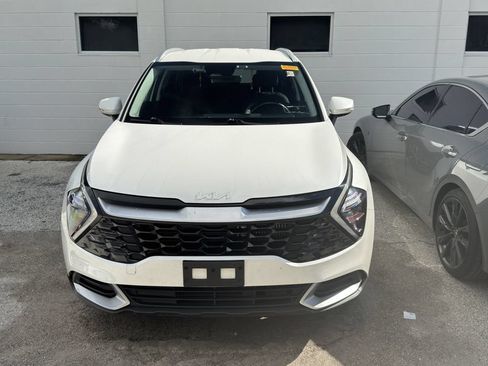 Used 2023 Kia Sportage EX AWD/4WD image 2