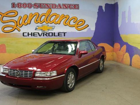Used 2000 Cadillac Eldorado ESC w/ Comfort/Convenience Pkg FWD image 2