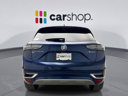 Used 2022 Buick Envision Avenir w/ Technology Package II image 4