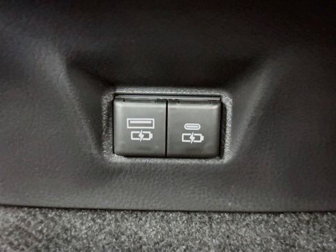 Used 2026 Toyota Camry LE FWD image 35
